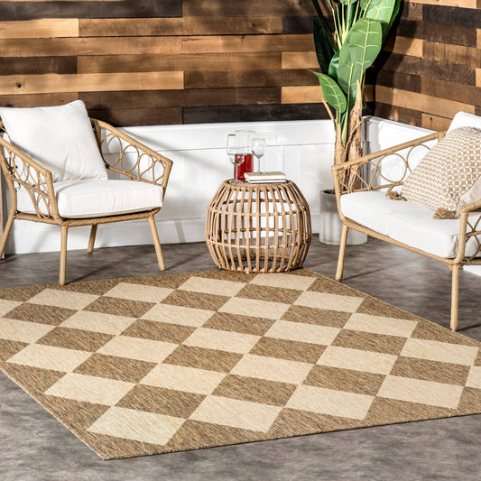 Sabina Diamond Trellis Indoor/Outdoor Area Rug: Beige / Rectangle / 9' 6" x 12'
